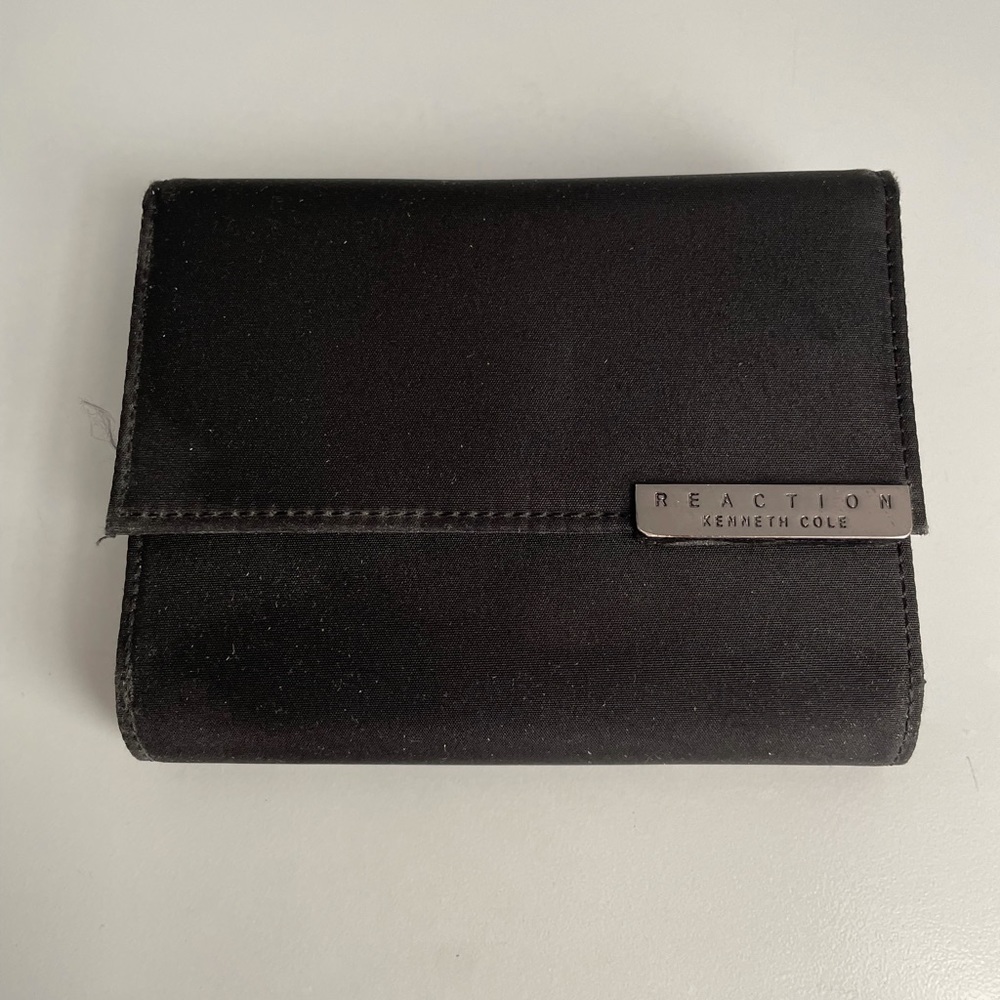 Kenneth Cole Wallet